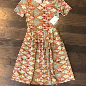 NWT LuLaRoe Amelia